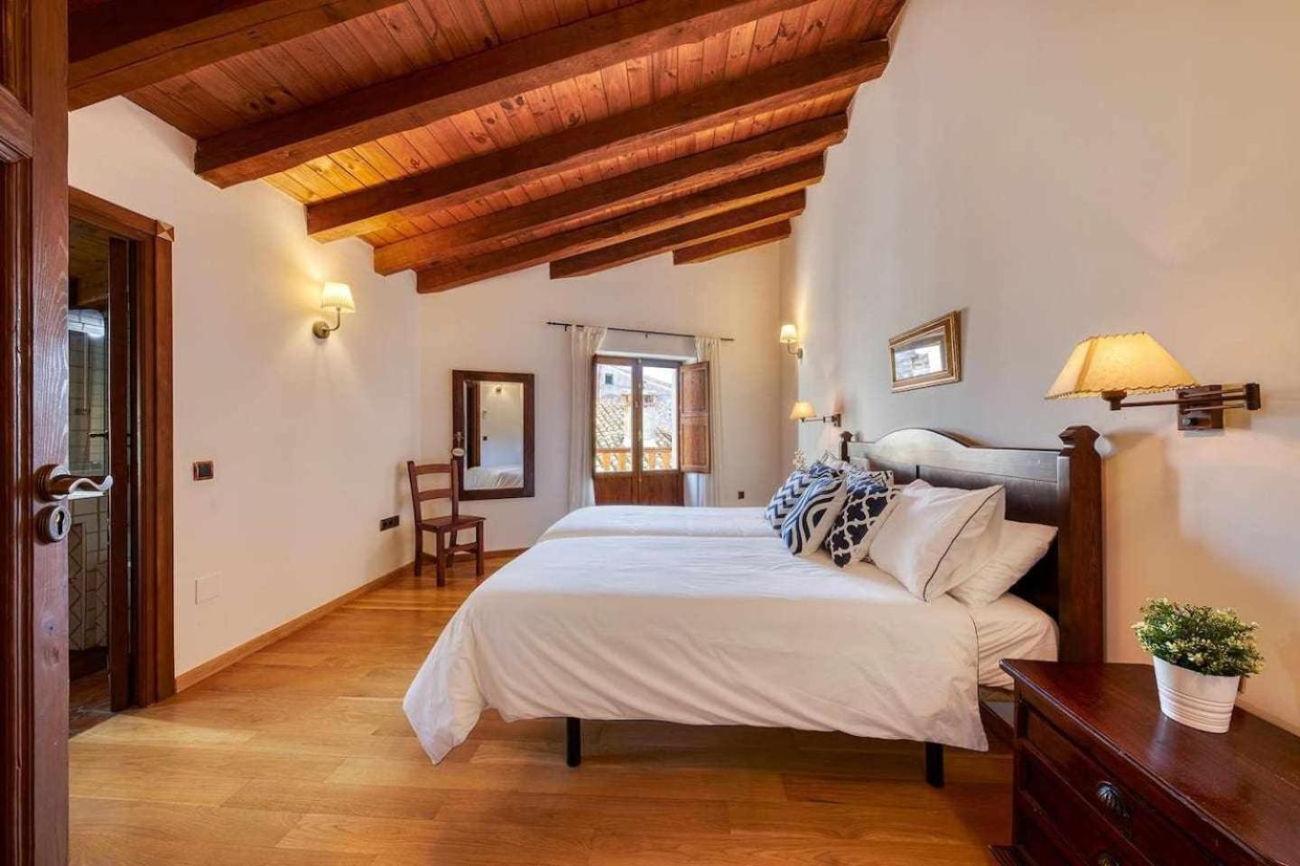 Affittacamere Casa Cuesta del Reloj Piedralaves Esterno foto