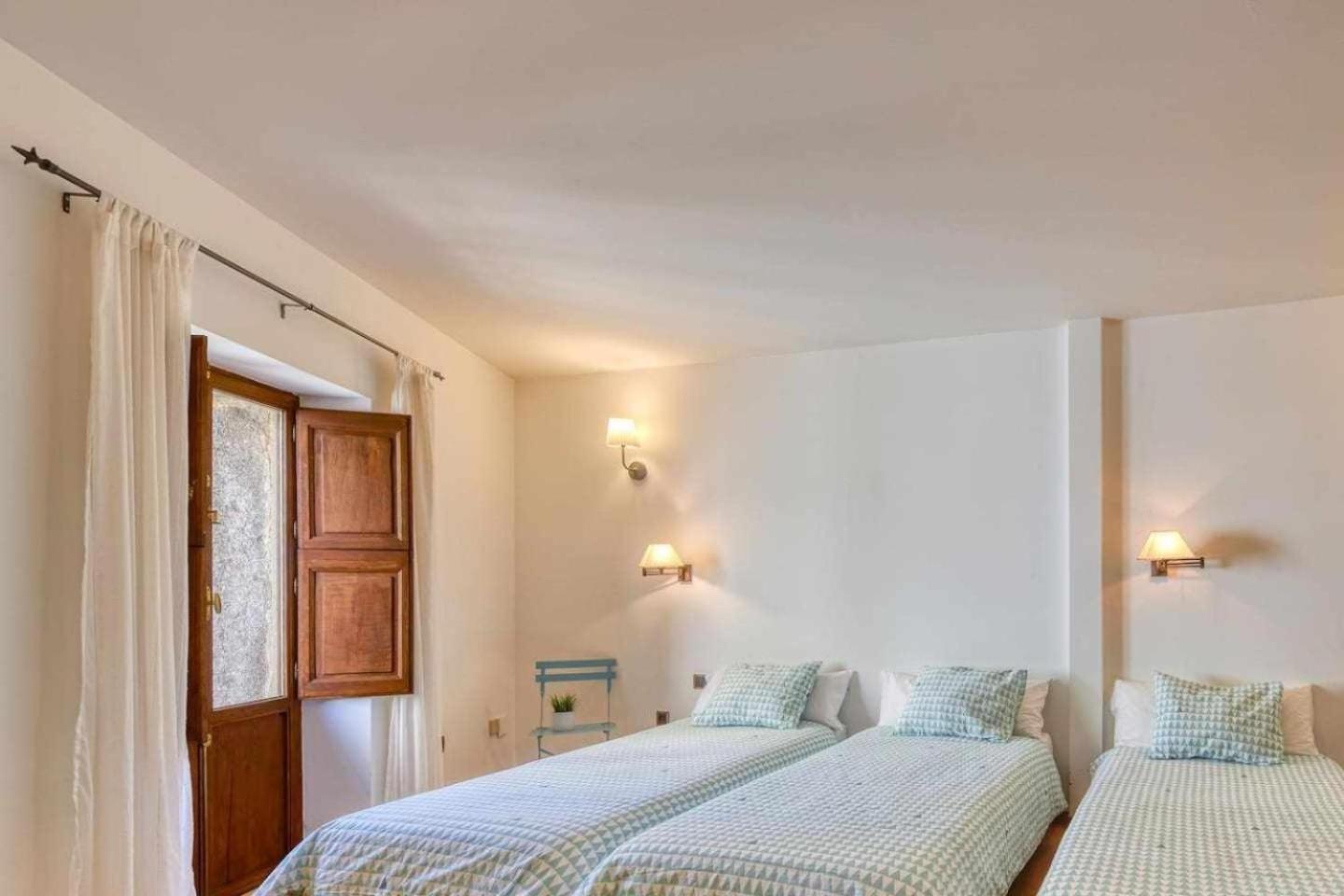 Affittacamere Casa Cuesta del Reloj Piedralaves Esterno foto