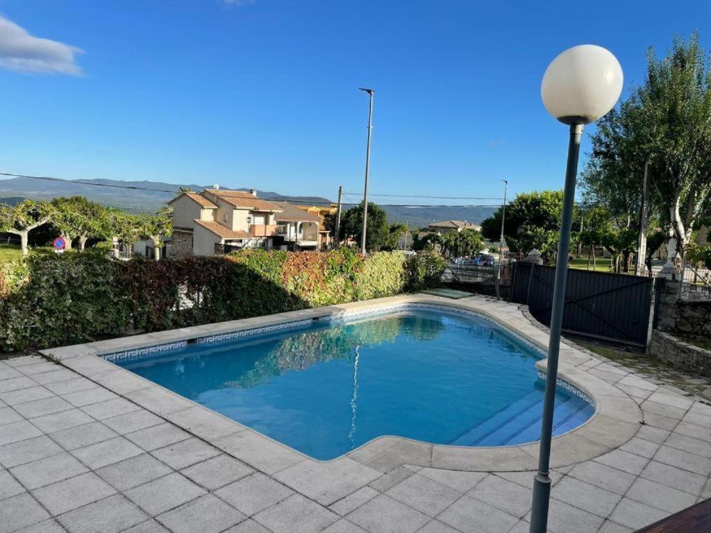 Affittacamere Casa Cuesta del Reloj Piedralaves Esterno foto