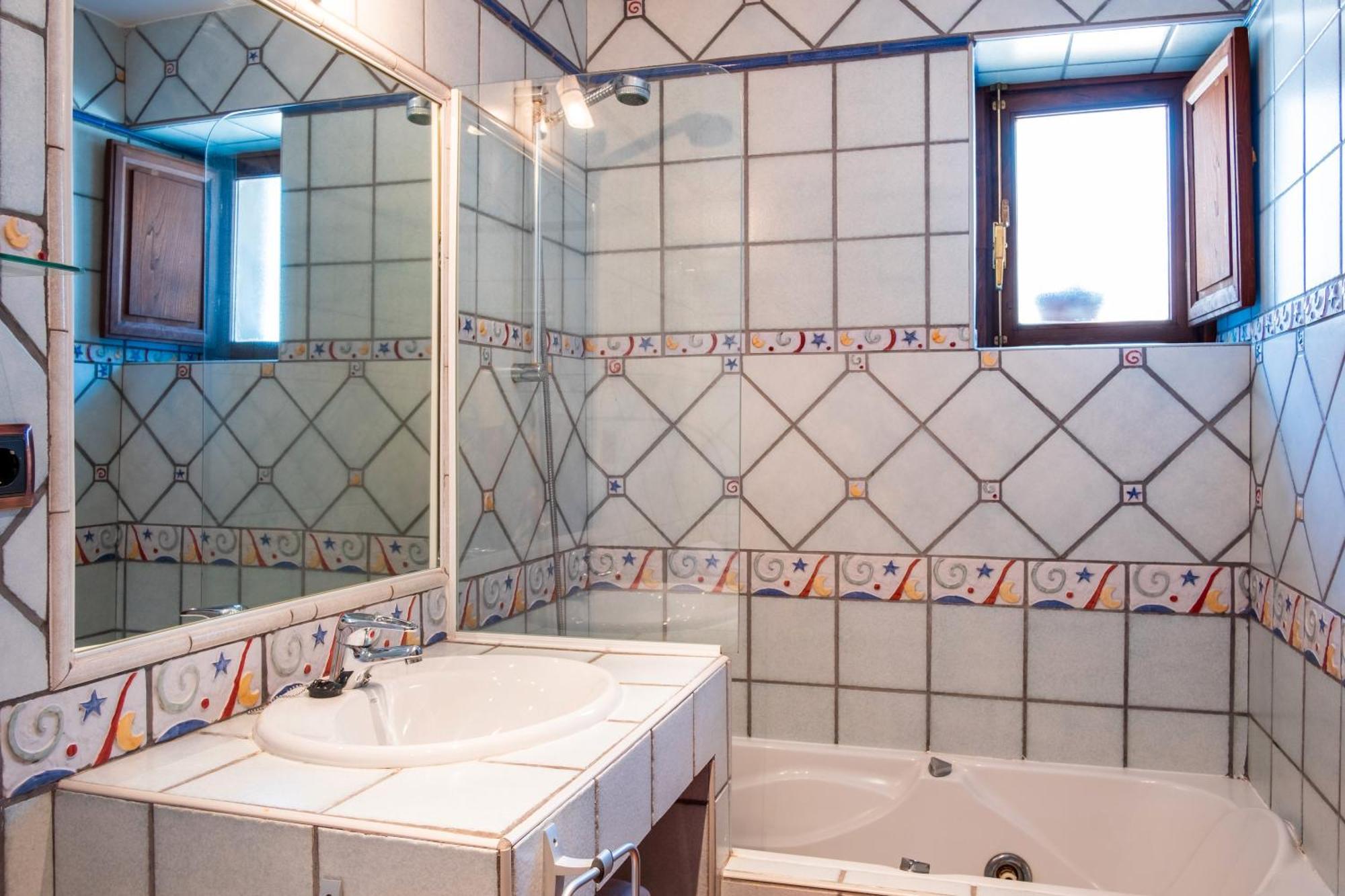 Affittacamere Casa Cuesta del Reloj Piedralaves Esterno foto