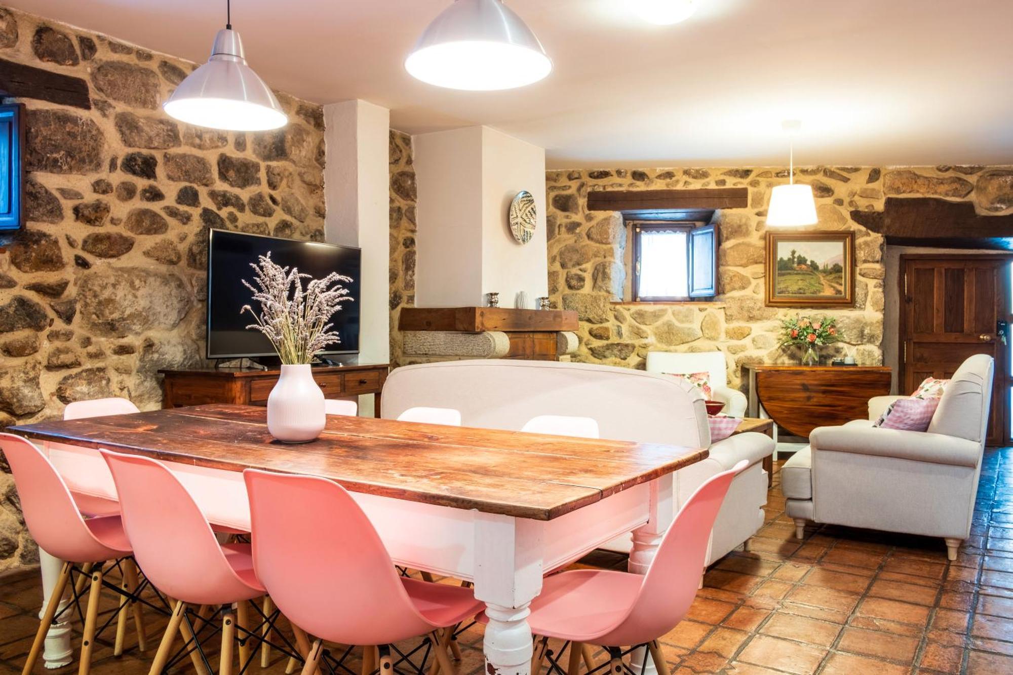 Affittacamere Casa Cuesta del Reloj Piedralaves Esterno foto
