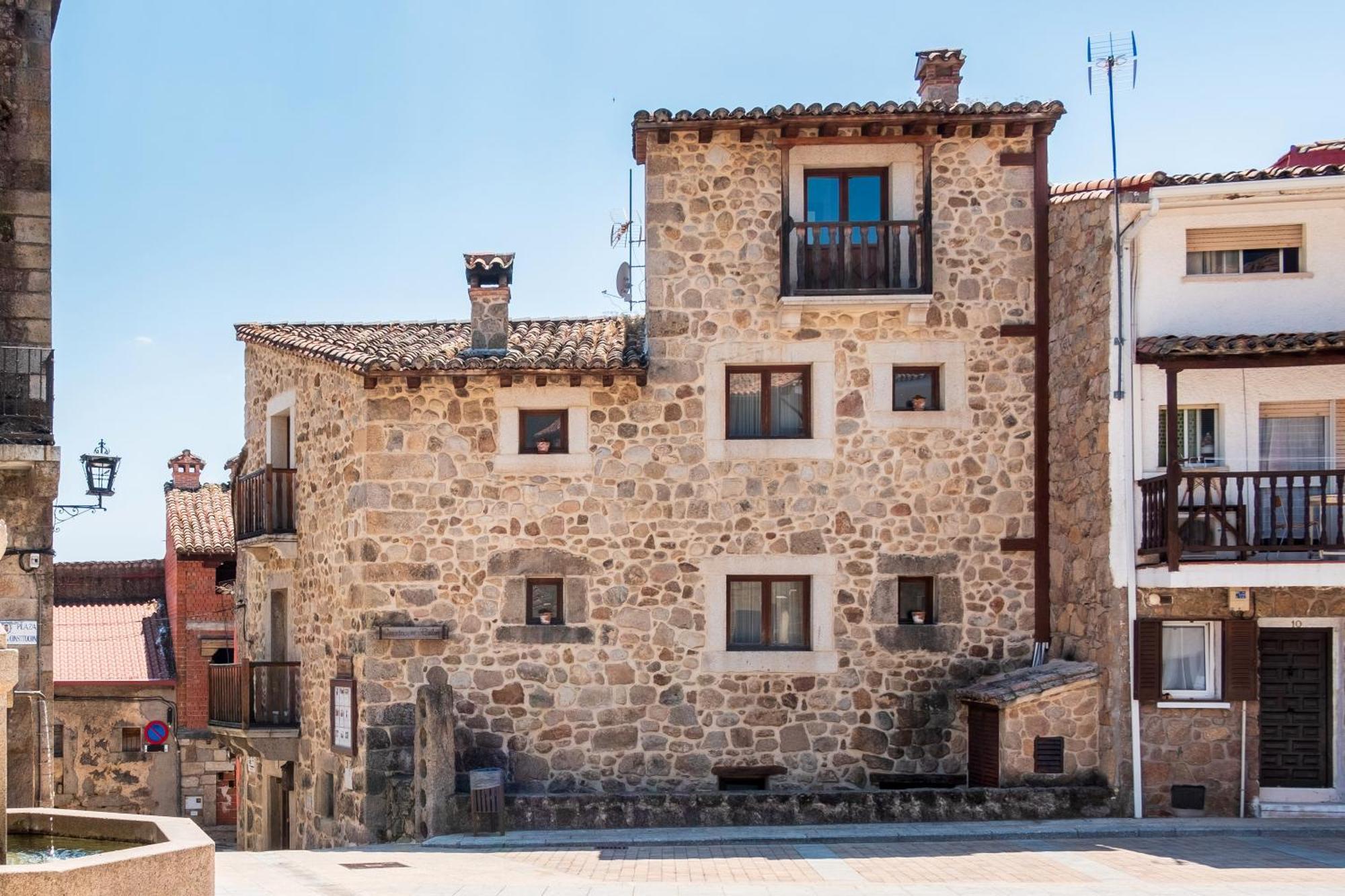 Affittacamere Casa Cuesta del Reloj Piedralaves Esterno foto